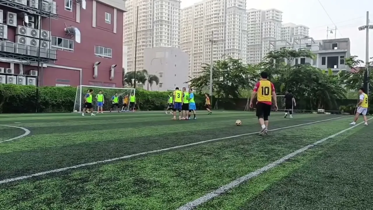 Bàn thắng sút Phạt không tưởng của Diego