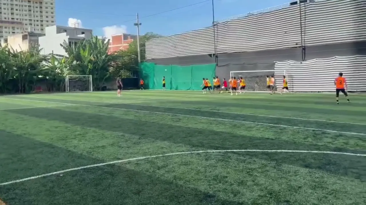 Bàn thắng chốt hạ 3-1 của Mr.Thành